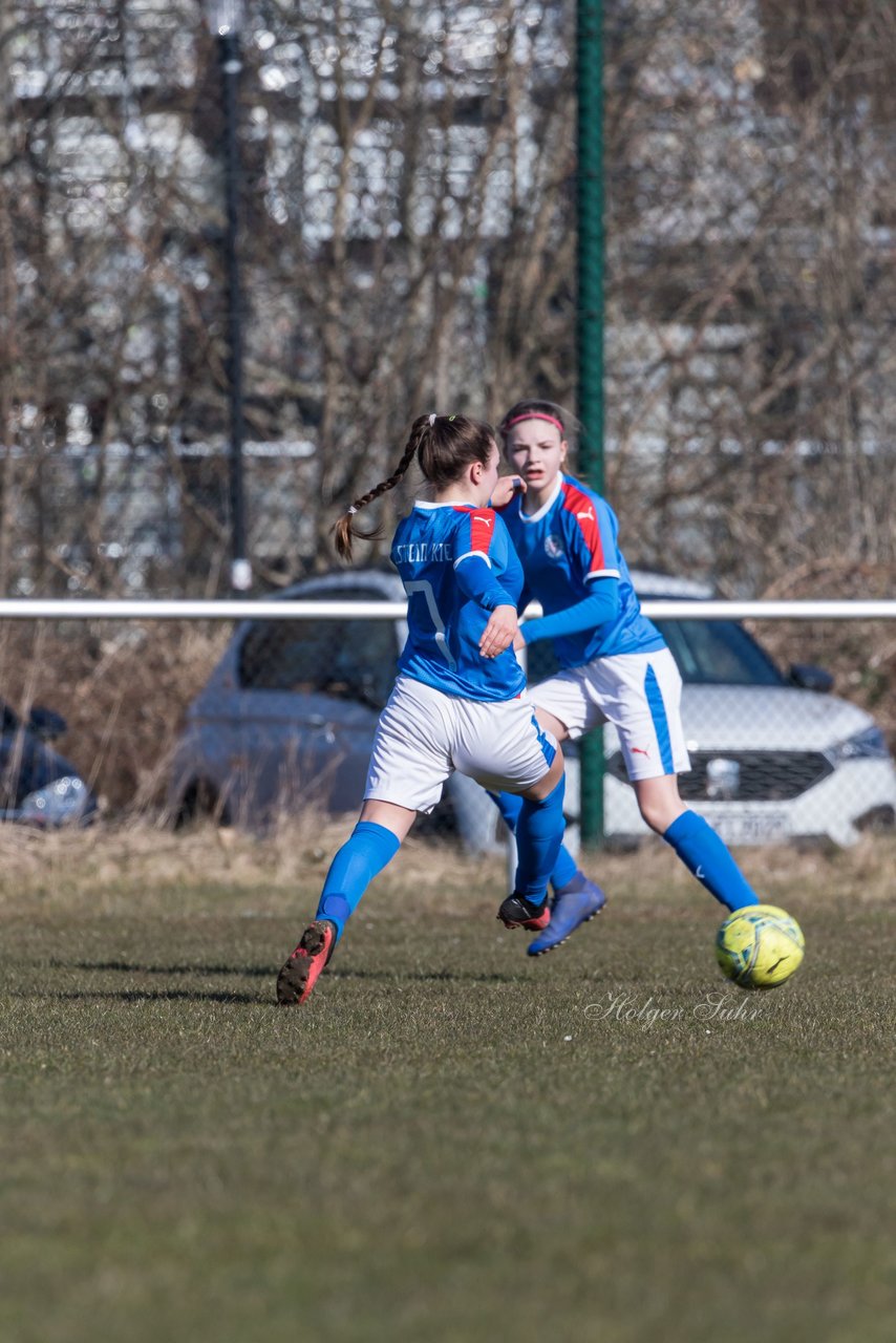 Bild 142 - wBJ Holstein Kiel II - Kieler MTV : Ergebnis: 2:1